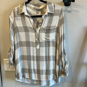 White and tan plaid shirt size S, super soft, like new